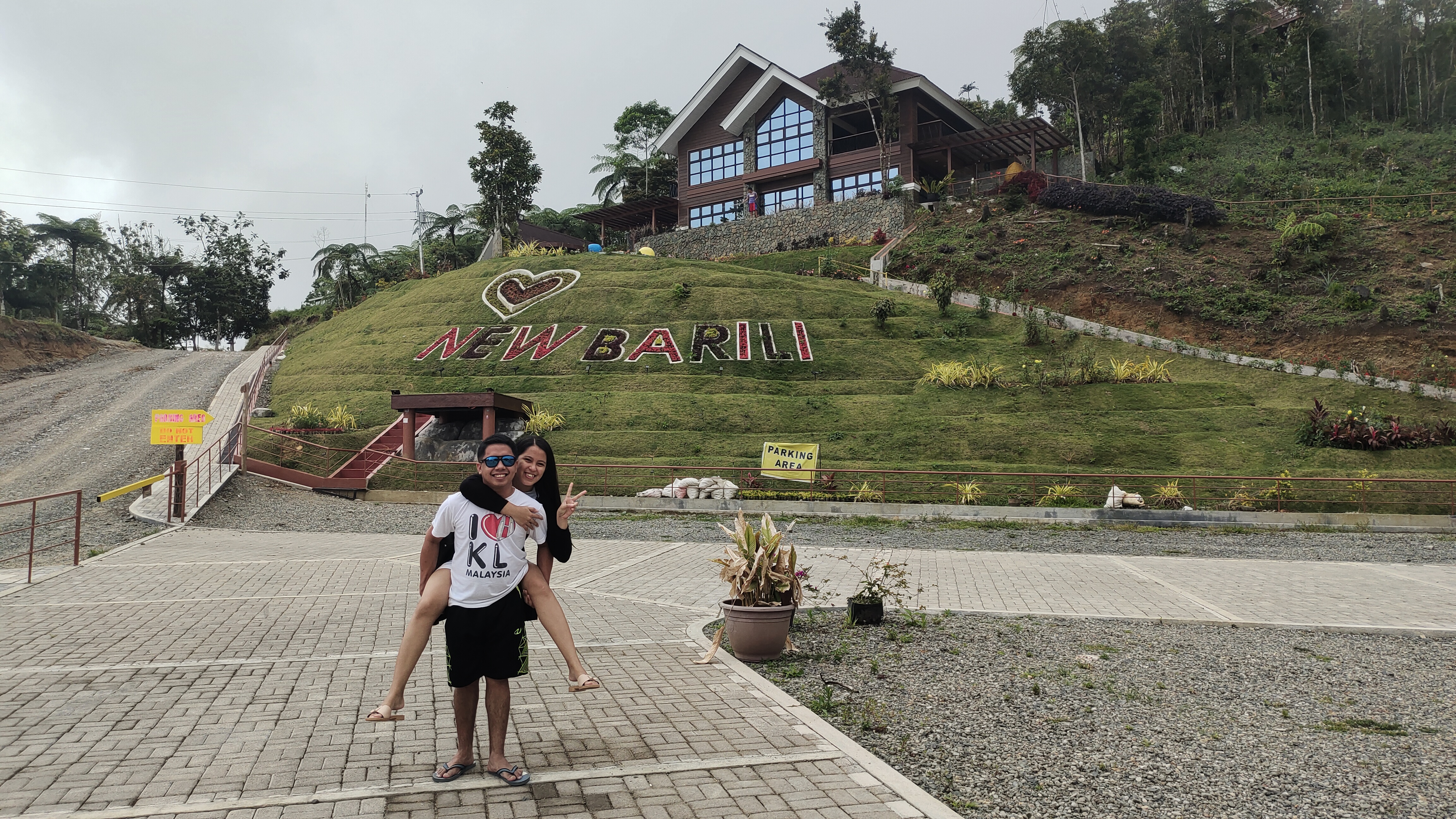 Our Story — Roadtrip in Barili